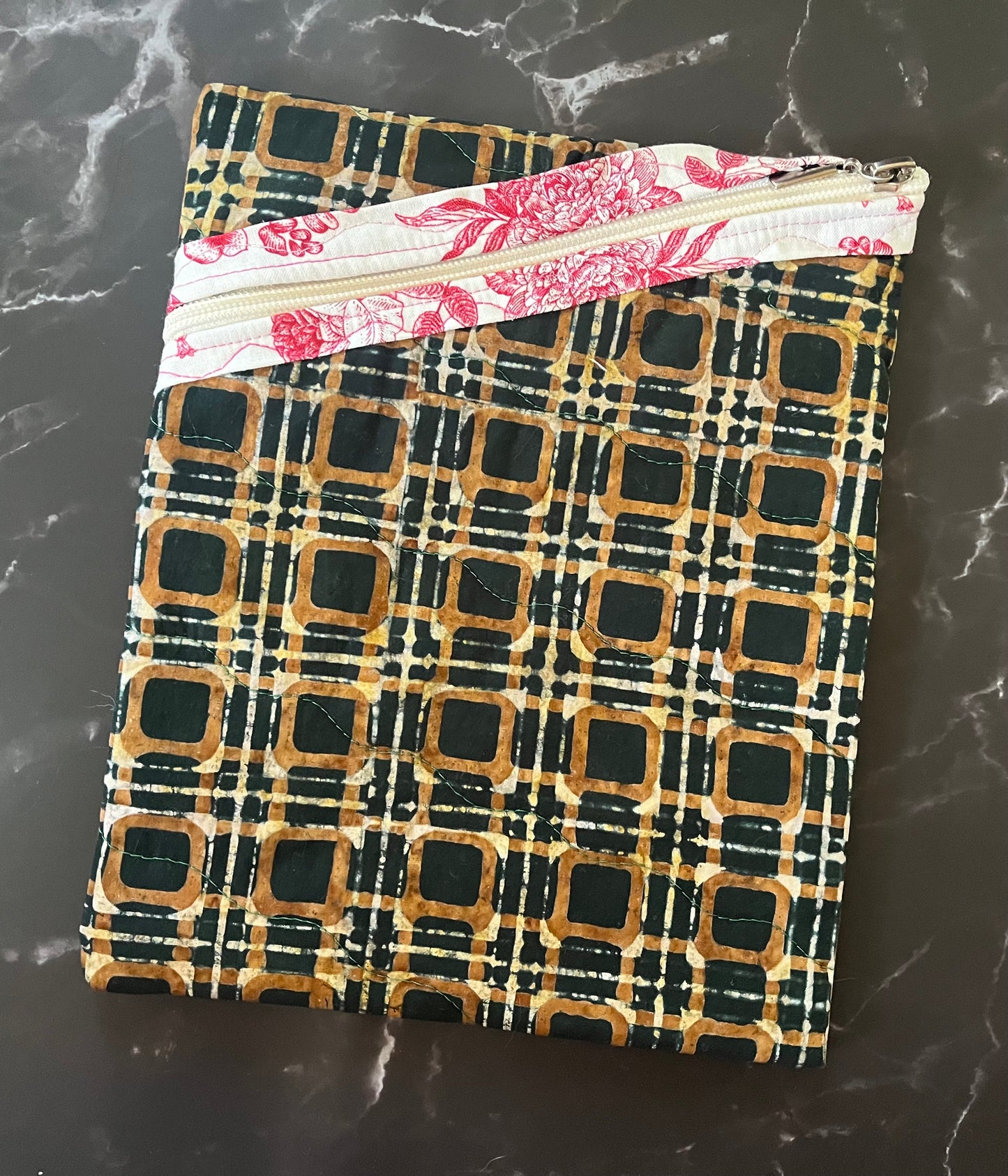Forest Plaid Book Sleeve - Large